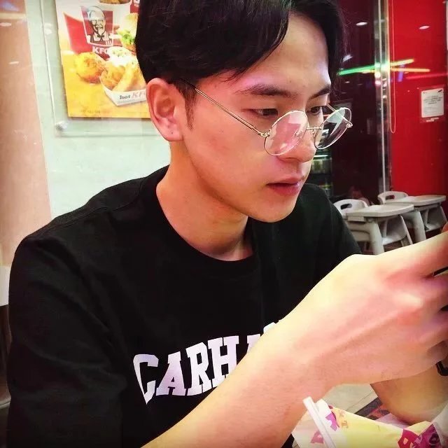 伊娟涛雄